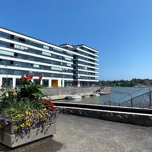 Apartment Sea View Lux Kalasatama Romantic Studio - Balcony & Coffee& Tee, Wifi, Gym &sauna, Helsinki